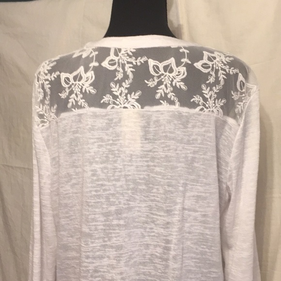 NWOT longsleeved pull over - Picture 5 of 7